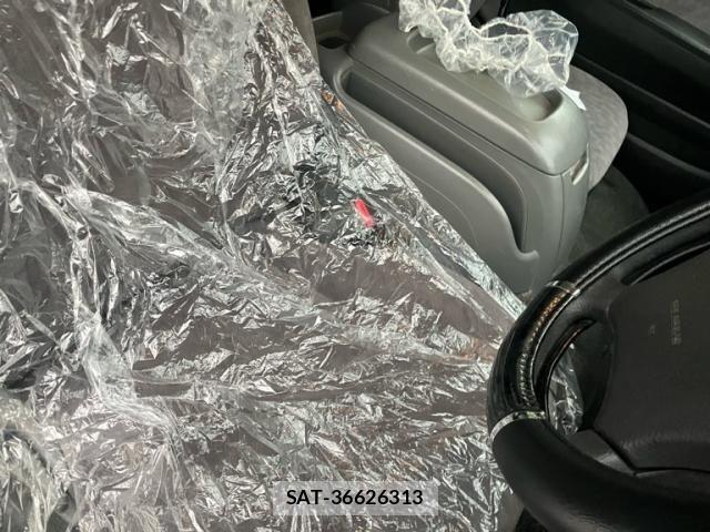 Toyota HIACE VAN 2004-09 8850923-11