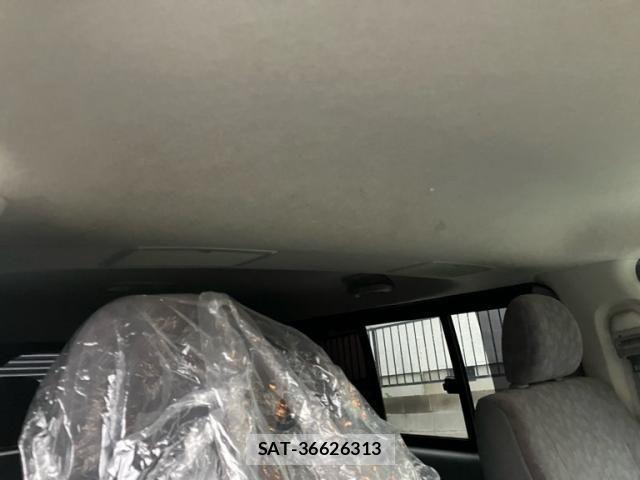 Toyota HIACE VAN 2004-09 8850923-12