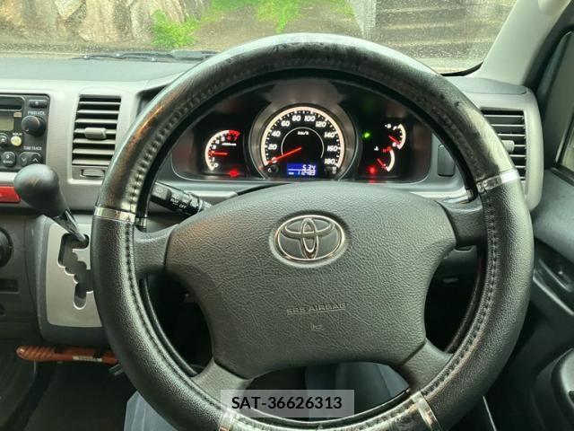 Toyota HIACE VAN 2004-09 8850923-15
