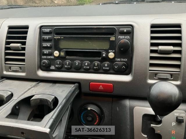 Toyota HIACE VAN 2004-09 8850923-17