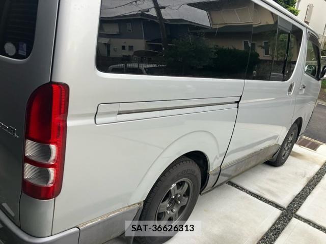 Toyota HIACE VAN 2004-09 8850923-1