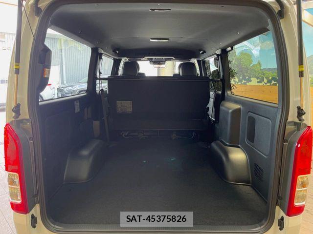 Toyota HIACE VAN 2026-08 8850906-9