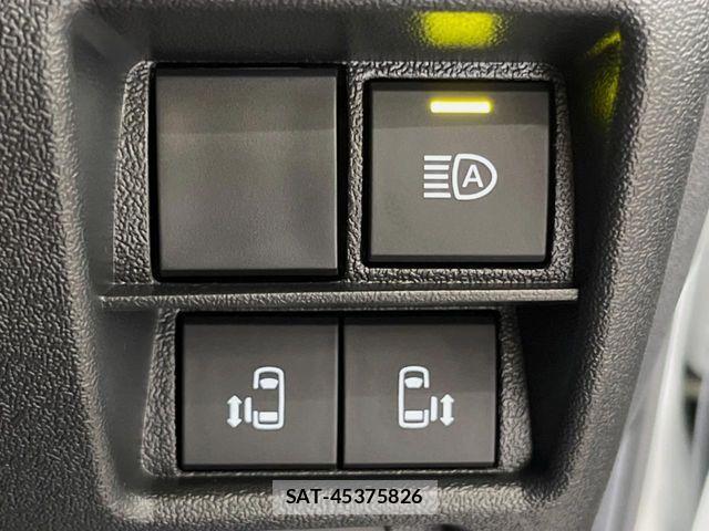 Toyota HIACE VAN 2026-08 8850906-6