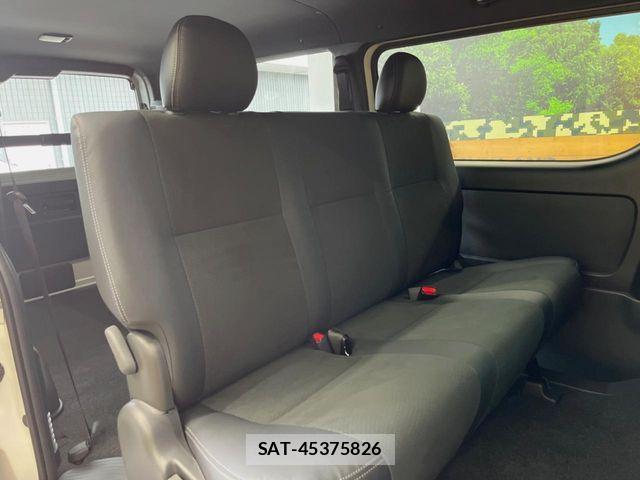 Toyota HIACE VAN 2026-08 8850906-8