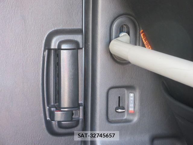 Toyota HIACE VAN 2014-03 8850916-20