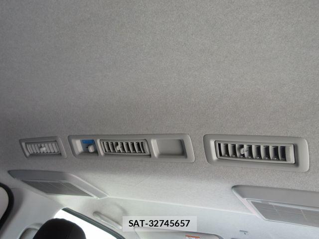 Toyota HIACE VAN 2014-03 8850916-21
