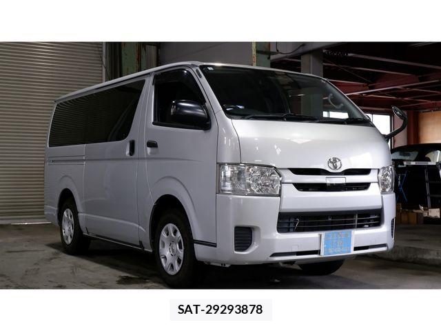 Toyota HIACE VAN 2018-04 8850920-2