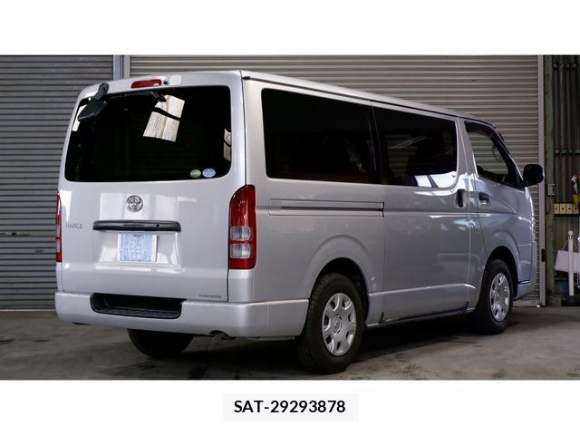 Toyota HIACE VAN 2018-04 8850920-5