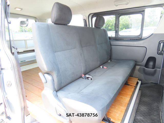 Toyota HIACE VAN 2021-08 8850908-10