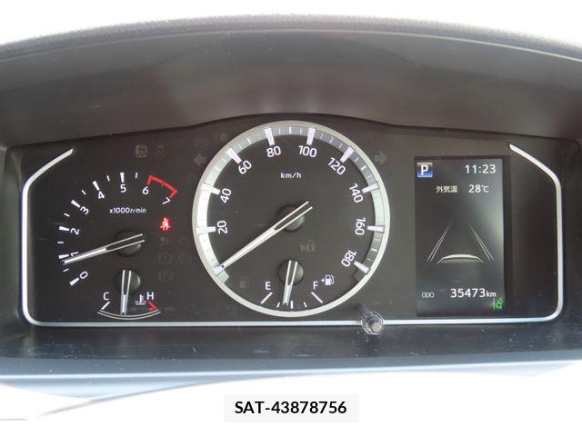 Toyota HIACE VAN 2021-08 8850908-16