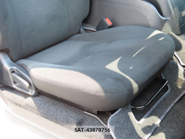 Toyota HIACE VAN 2021-08 8850908-23