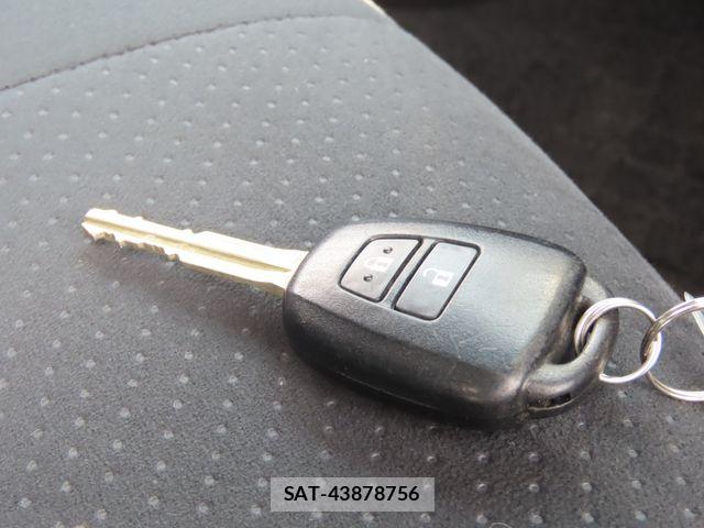 Toyota HIACE VAN 2021-08 8850908-8