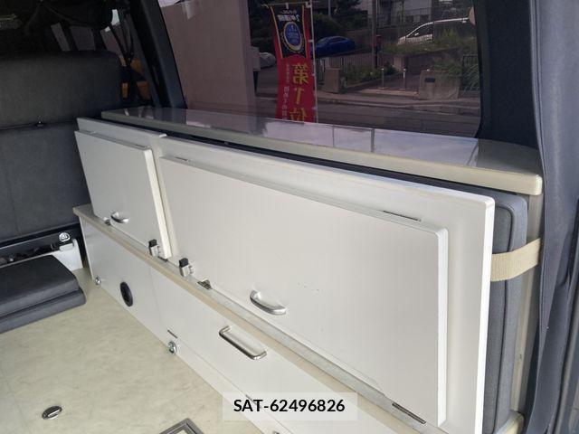 Toyota HIACE VAN 2019-05 8850909-9