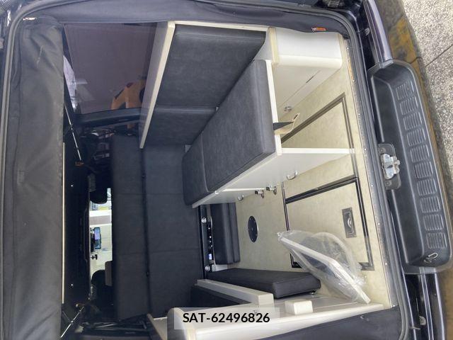 Toyota HIACE VAN 2019-05 8850909-10