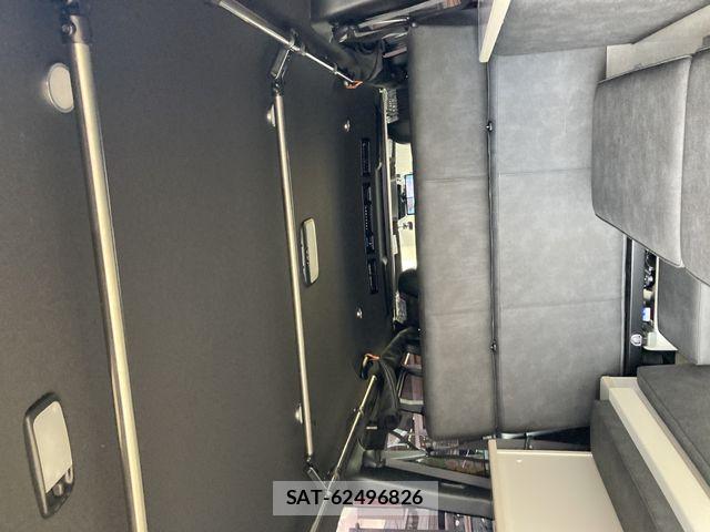 Toyota HIACE VAN 2019-05 8850909-12