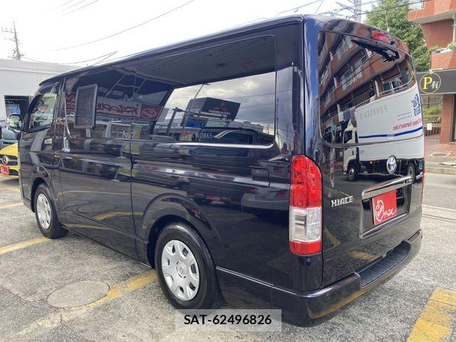 Toyota HIACE VAN 2019-05 8850909-13