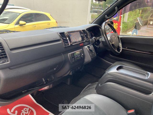 Toyota HIACE VAN 2019-05 8850909-19