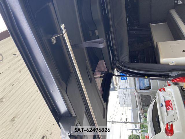 Toyota HIACE VAN 2019-05 8850909-25