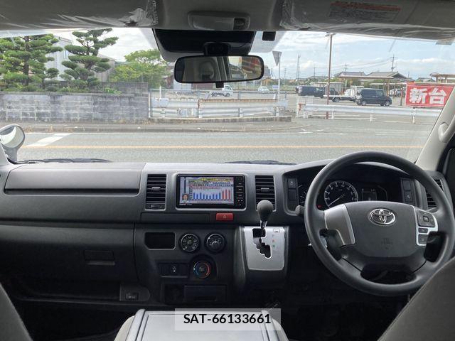 Toyota HIACE VAN 2026-01 8850905-19