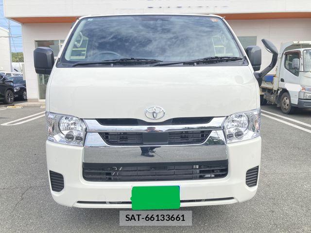 Toyota HIACE VAN 2026-01 8850905-3