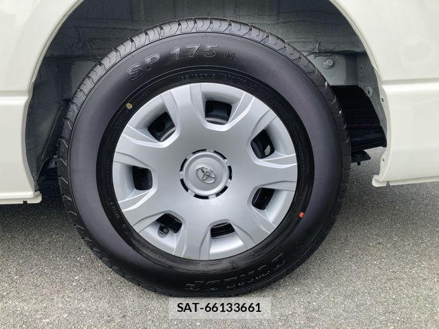 Toyota HIACE VAN 2026-01 8850905-8