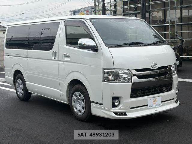 Toyota HIACE VAN 2019-10 8850912-15