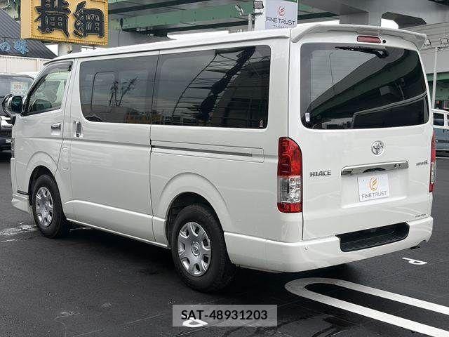 Toyota HIACE VAN 2019-10 8850912-19