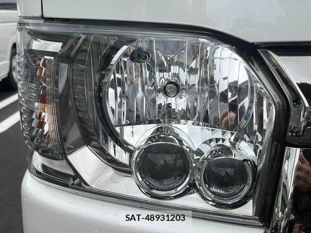 Toyota HIACE VAN 2019-10 8850912-21