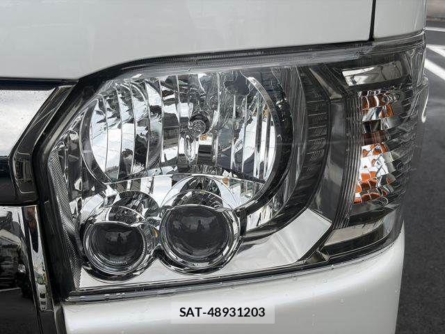 Toyota HIACE VAN 2019-10 8850912-22