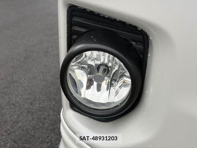 Toyota HIACE VAN 2019-10 8850912-23