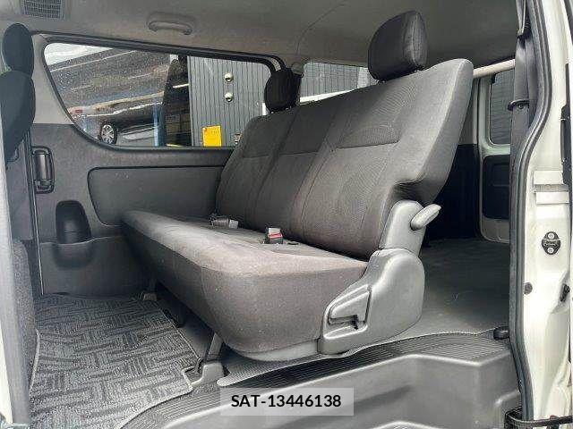 Toyota HIACE VAN 2022-01 8850922-29