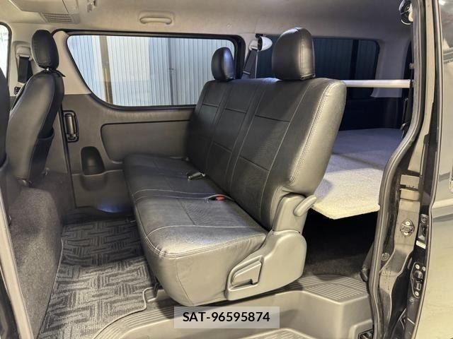 Toyota HIACE VAN 2014-06 8850924-11