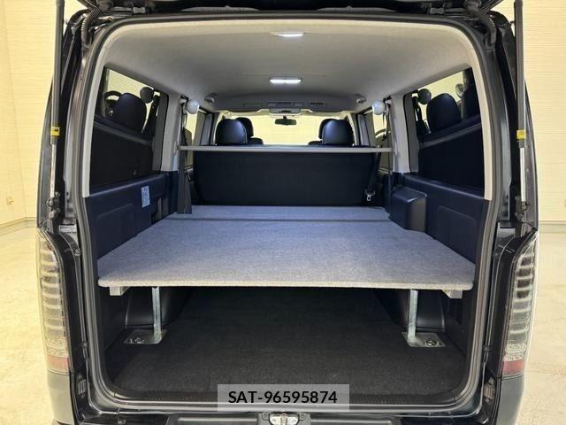 Toyota HIACE VAN 2014-06 8850924-12
