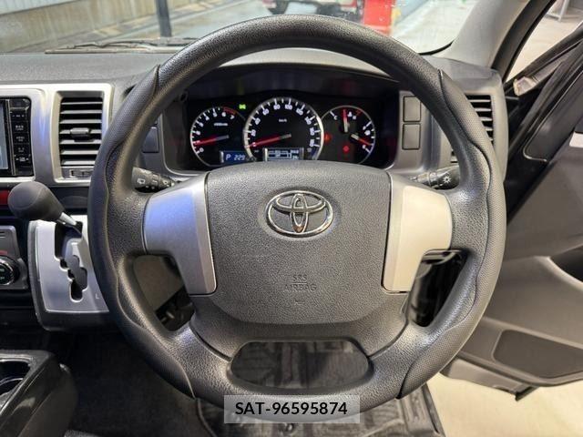 Toyota HIACE VAN 2014-06 8850924-13