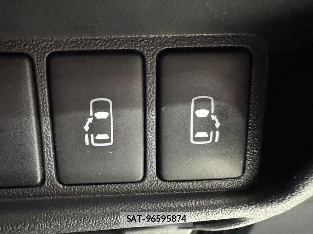 Toyota HIACE VAN 2014-06 8850924-21
