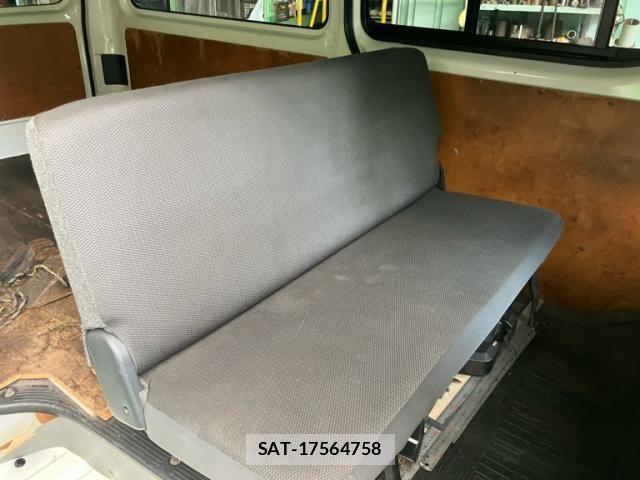 Toyota HIACE VAN 2013-02 8849903-12