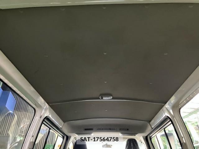 Toyota HIACE VAN 2013-02 8849903-14