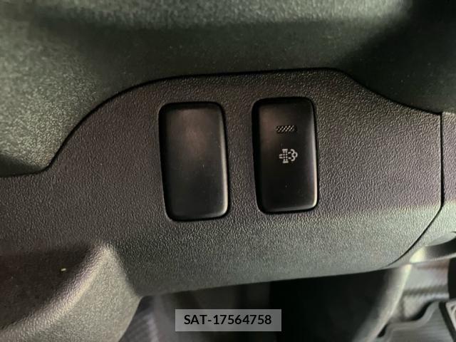 Toyota HIACE VAN 2013-02 8849903-18