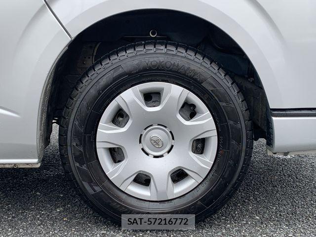 Toyota HIACE VAN 2019-09 8850925-10