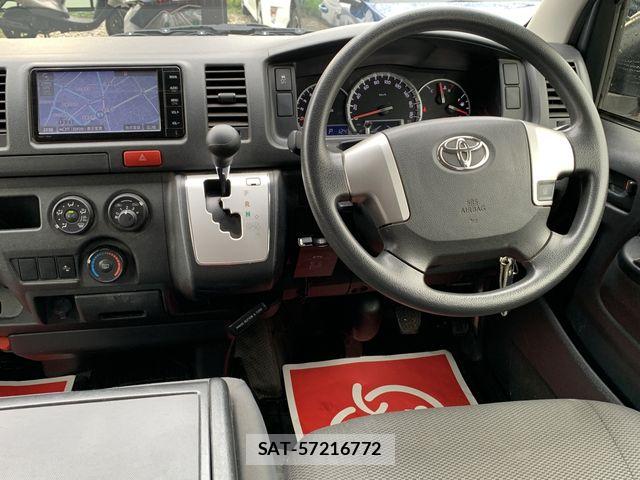 Toyota HIACE VAN 2019-09 8850925-15