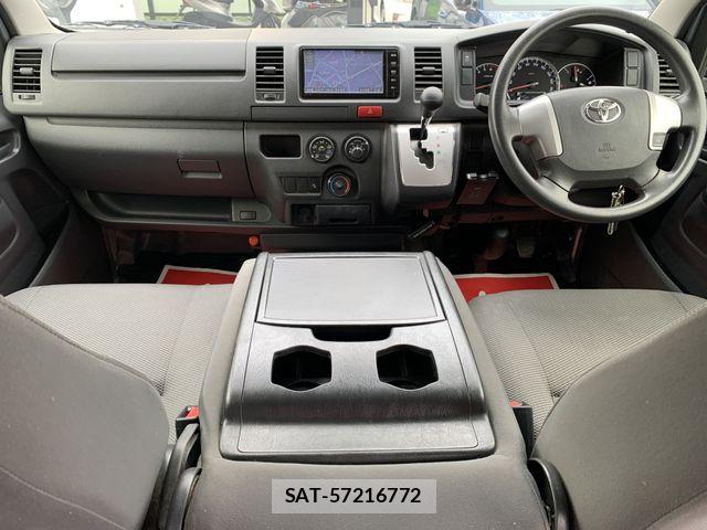 Toyota HIACE VAN 2019-09 8850925-1