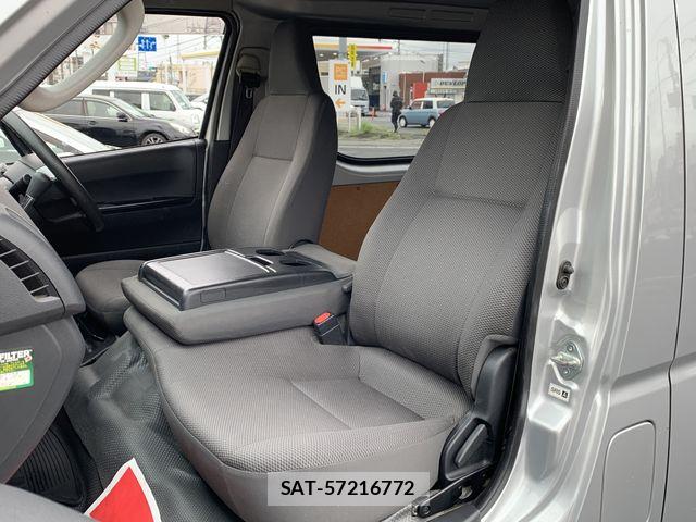 Toyota HIACE VAN 2019-09 8850925-27