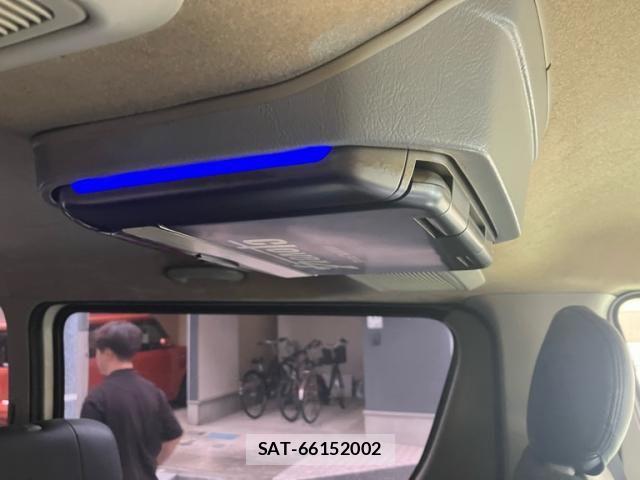 Toyota HIACE VAN 2007-12 8850927-19