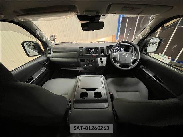 Toyota HIACE VAN 2022-05 8872297-9