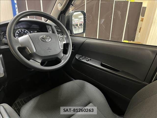 Toyota HIACE VAN 2022-05 8872297-11