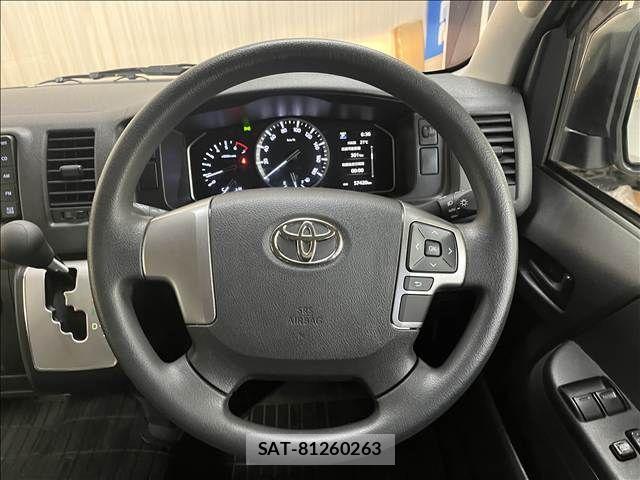 Toyota HIACE VAN 2022-05 8872297-12