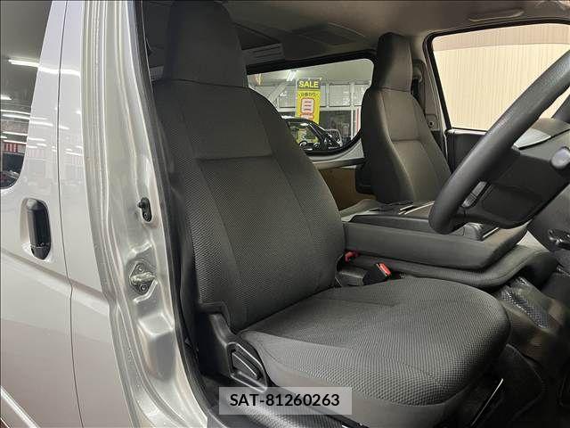 Toyota HIACE VAN 2022-05 8872297-24