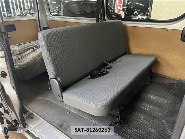 Toyota HIACE VAN 2022-05 8872297-25