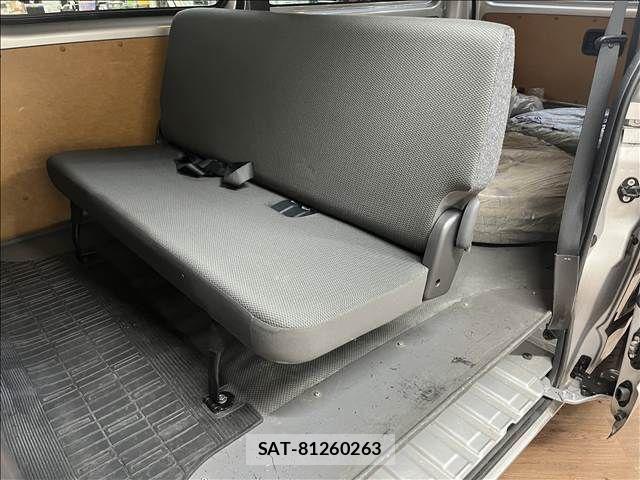 Toyota HIACE VAN 2022-05 8872297-26