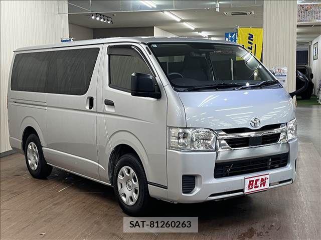 Toyota HIACE VAN 2022-05 8872297-2